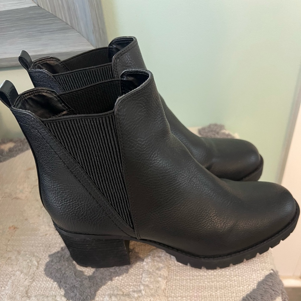 MIA Jody Chelsea boot